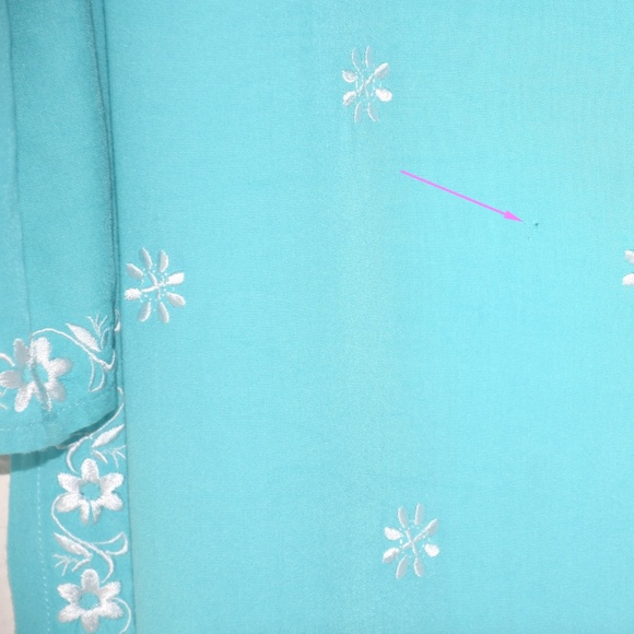 😎 Snappy Turtle Tunic S Embroidered Horseshoe Neckline Bell Sleeve Blue Blouse - Picture 7 of 7